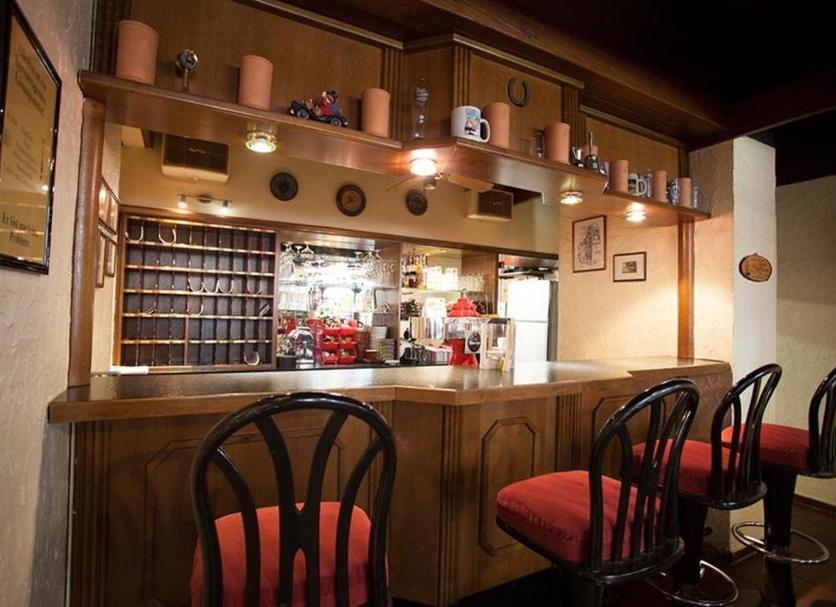 Bar Photo