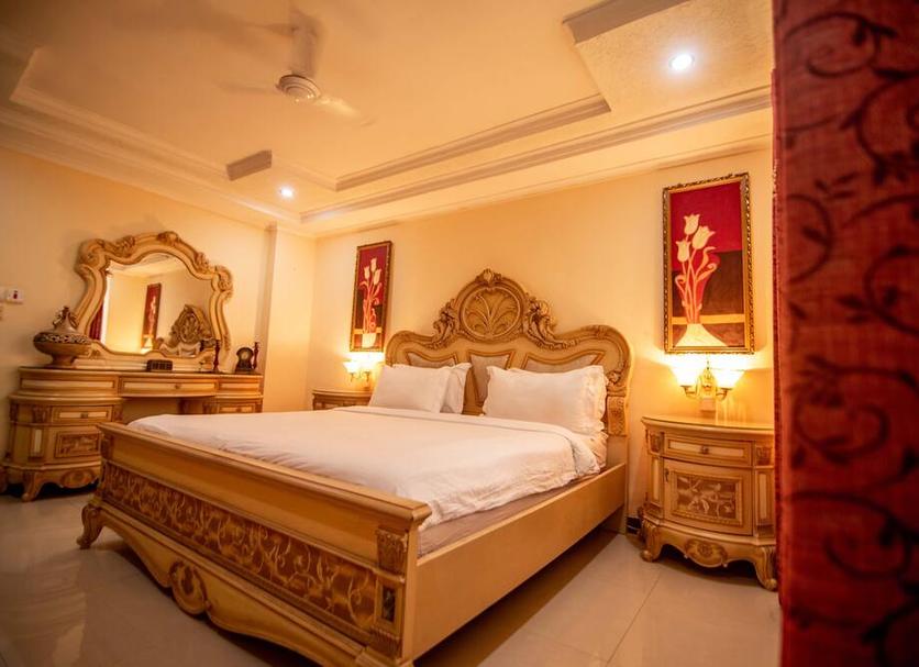 Bedroom Photo