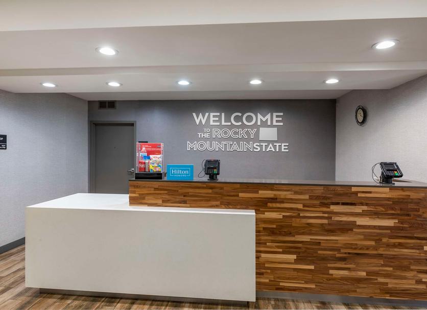 Front desk Photo