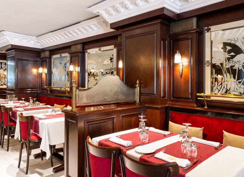 Restaurant Photo