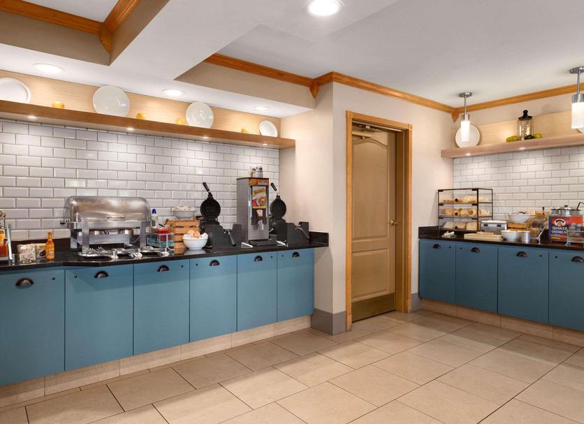 Buffet Photo