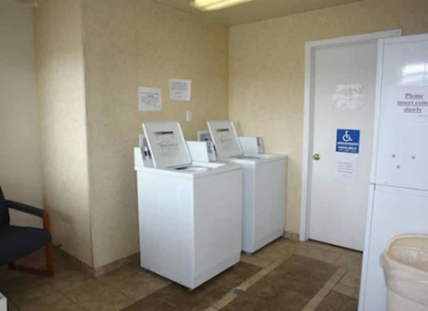 Laundry facility Photo