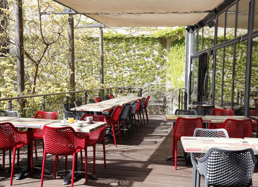 Restaurant Photo