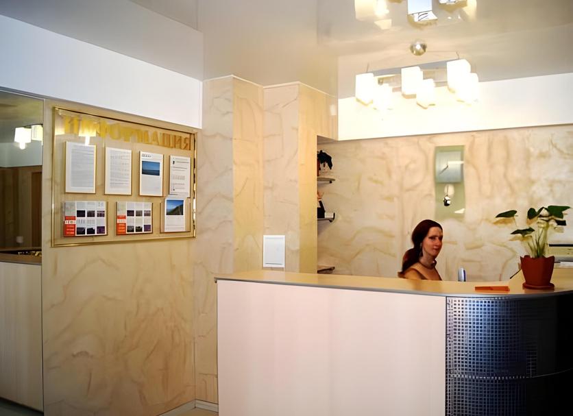 Front desk Photo