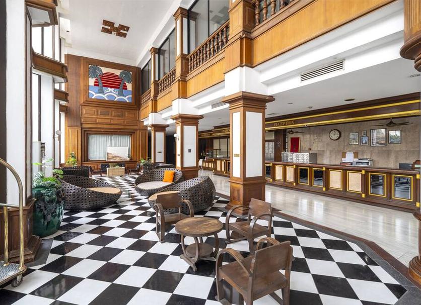 Lobby Photo