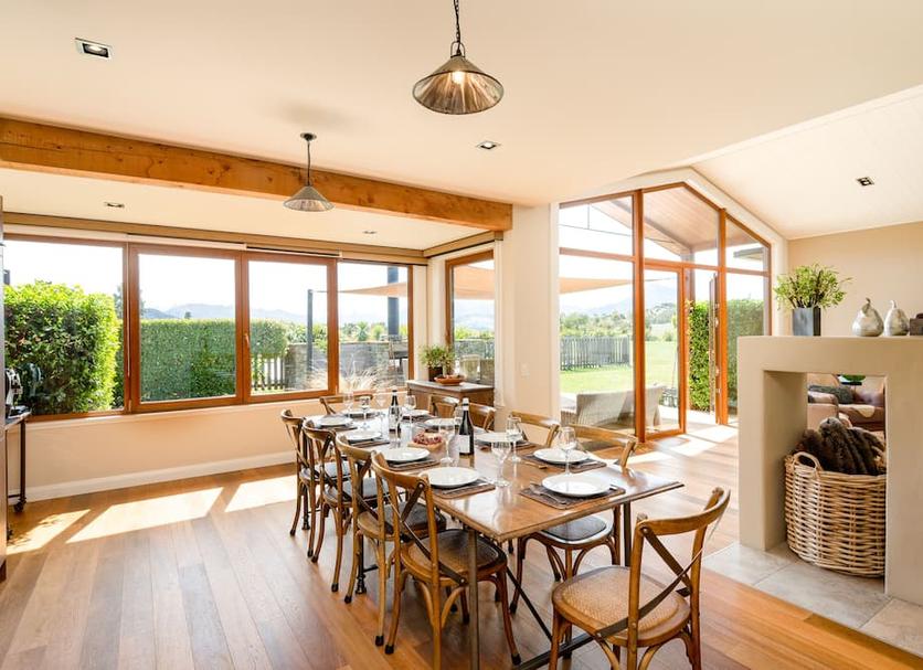 Dining room Photo