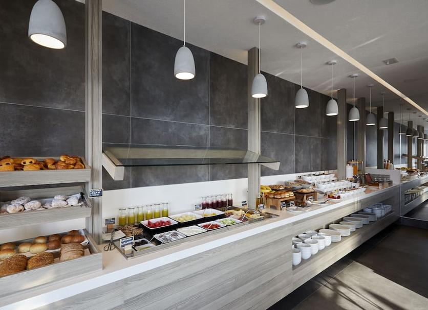 Buffet Photo