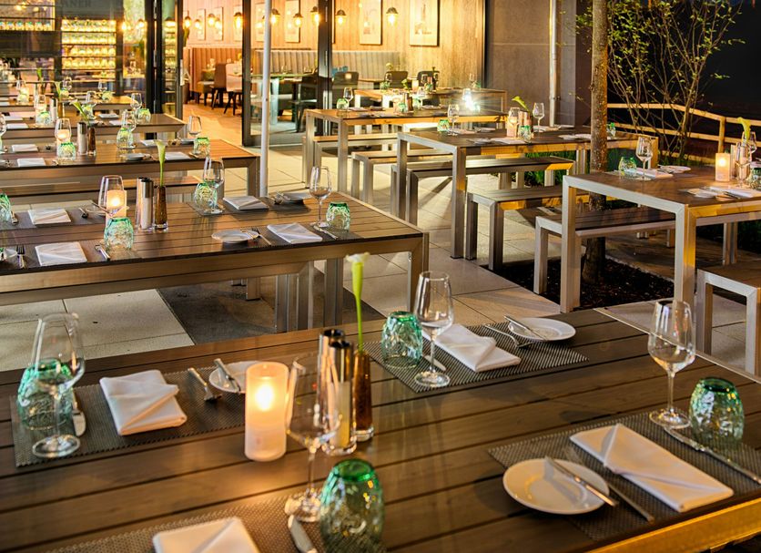Restaurant Photo