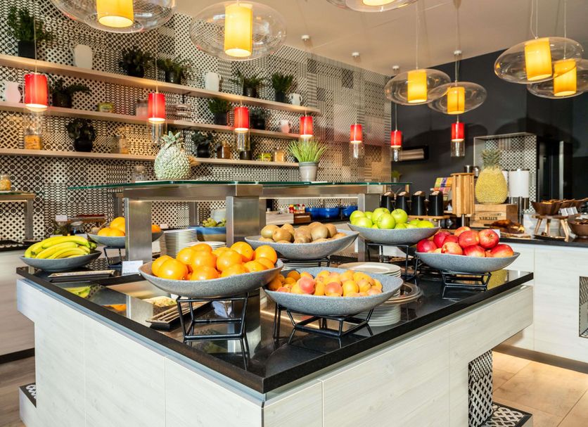 Buffet Photo