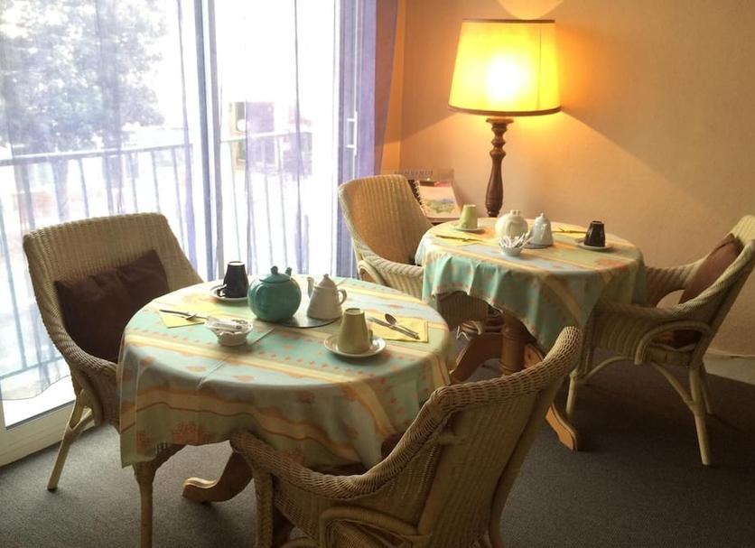 Dining room Photo