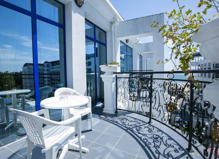 Balcony Photo