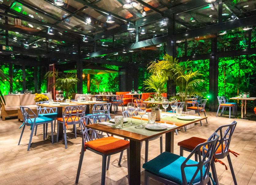 Restaurant Photo