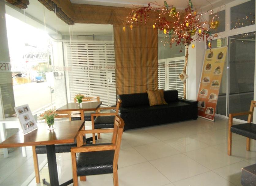Dining room Photo