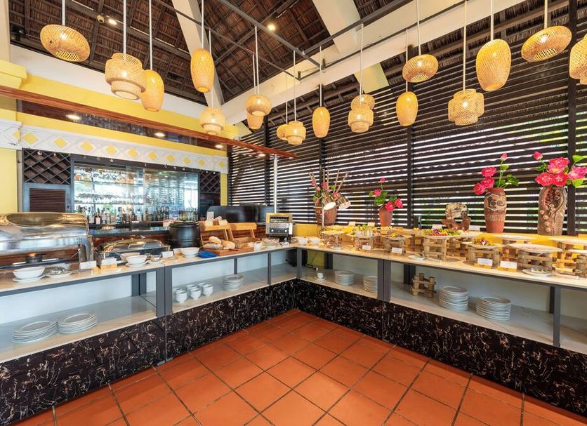 Buffet Photo