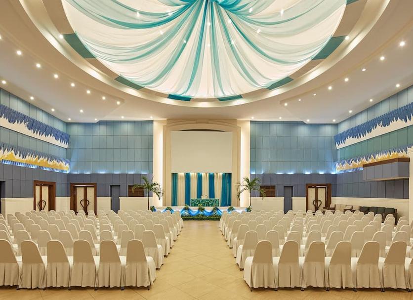 Banquet hall Photo
