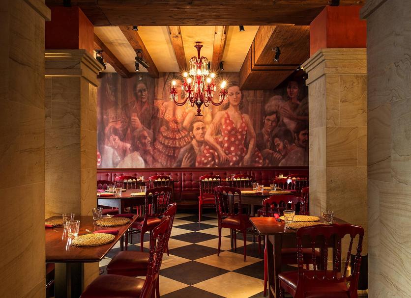 Restaurant Photo