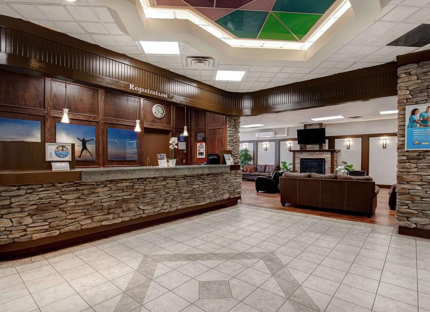 Front desk Photo