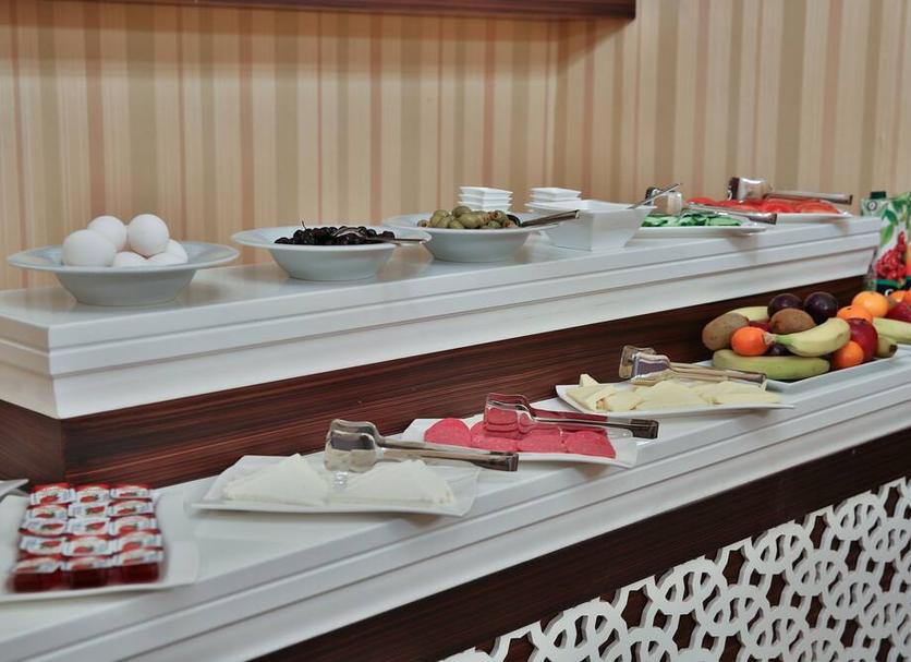 Buffet Photo