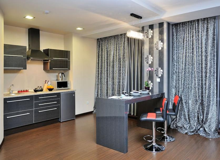 Kitchen Photo