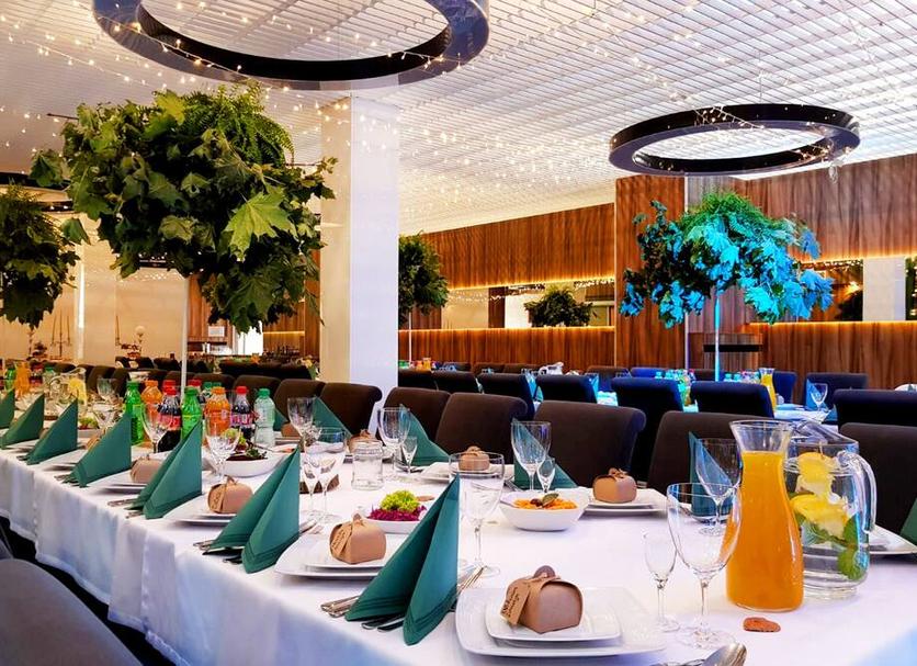 Banquet hall Photo