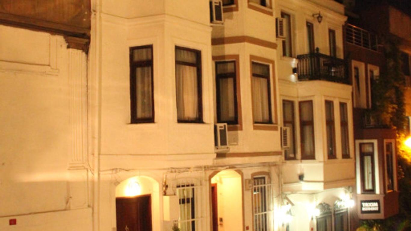 Royal Pera Taksim