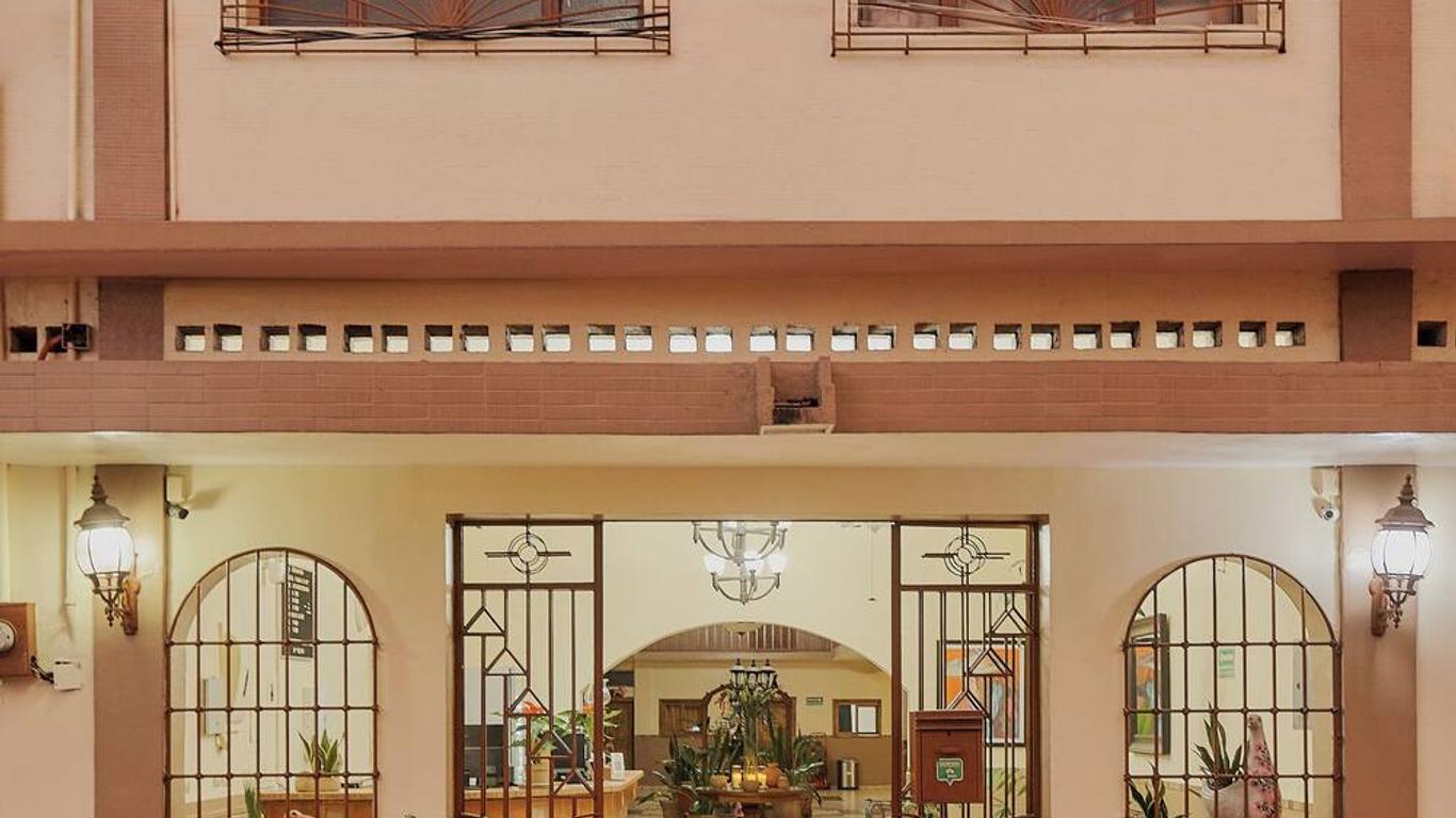 Hotel Cervantino