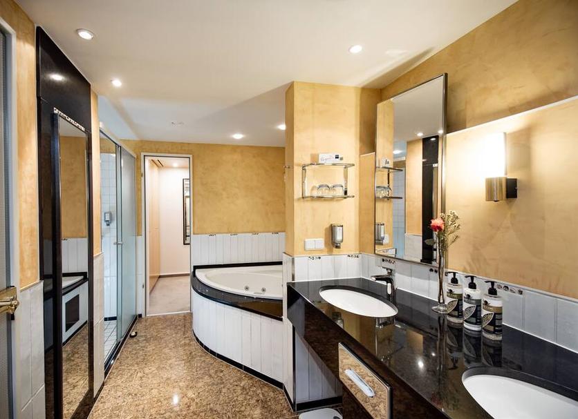 Bathroom Photo