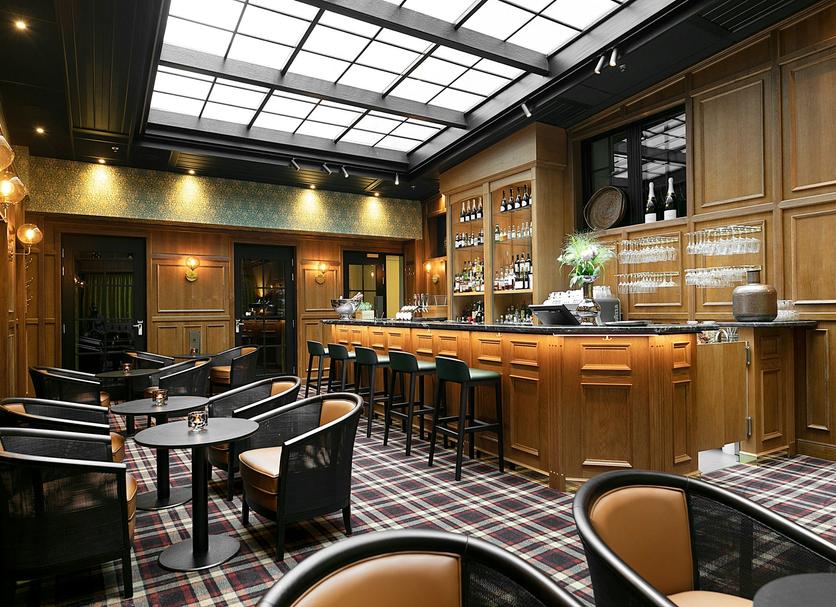 Bar Photo