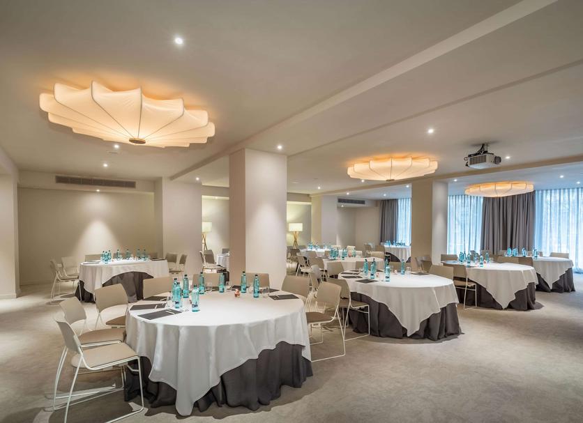 Banquet hall Photo