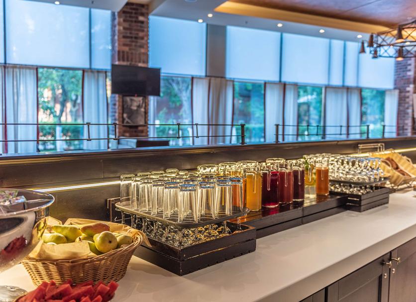 Buffet Photo