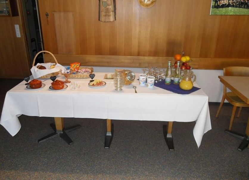 Buffet Photo