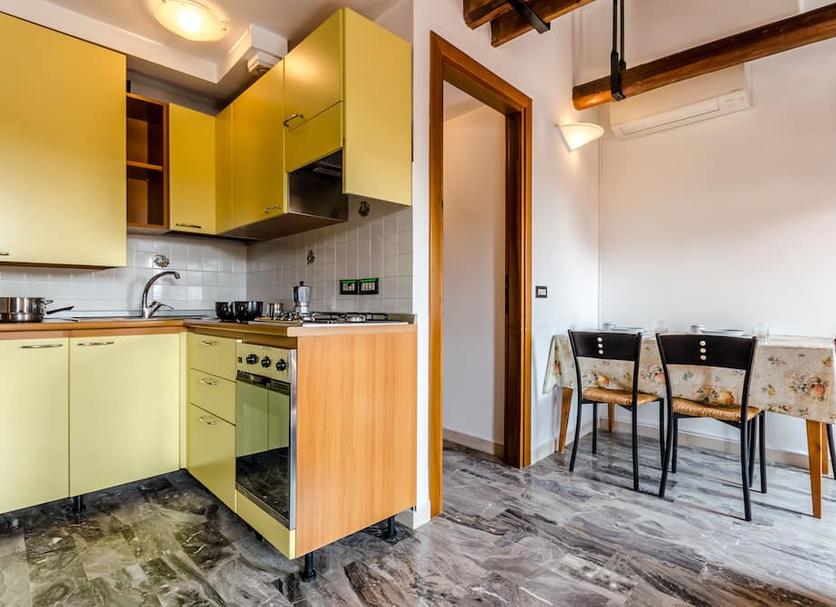 Kitchen Photo