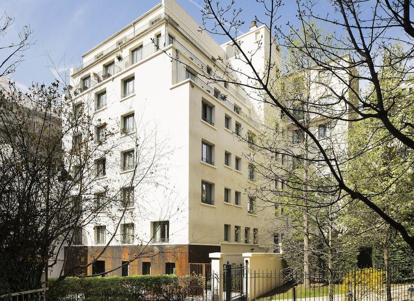 Building Photo