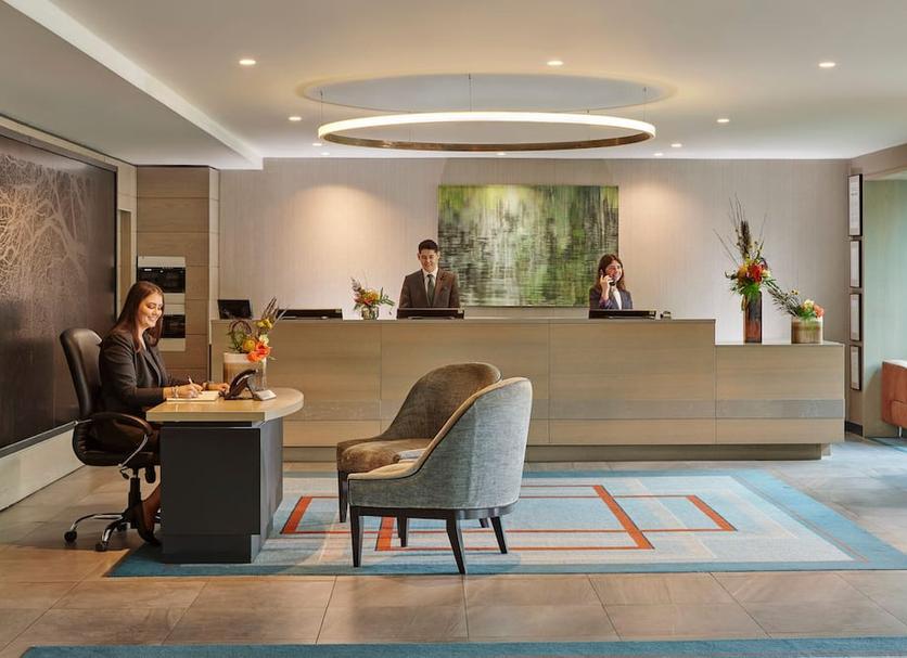 Front desk Photo