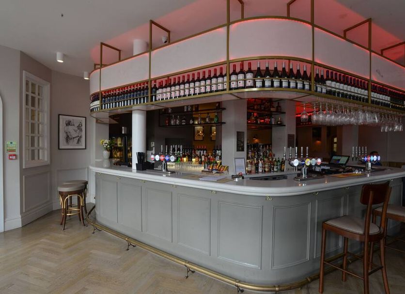 Bar Photo