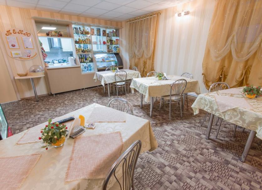 Restaurant Photo