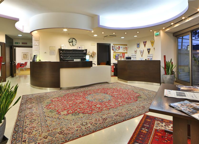 Front desk Photo