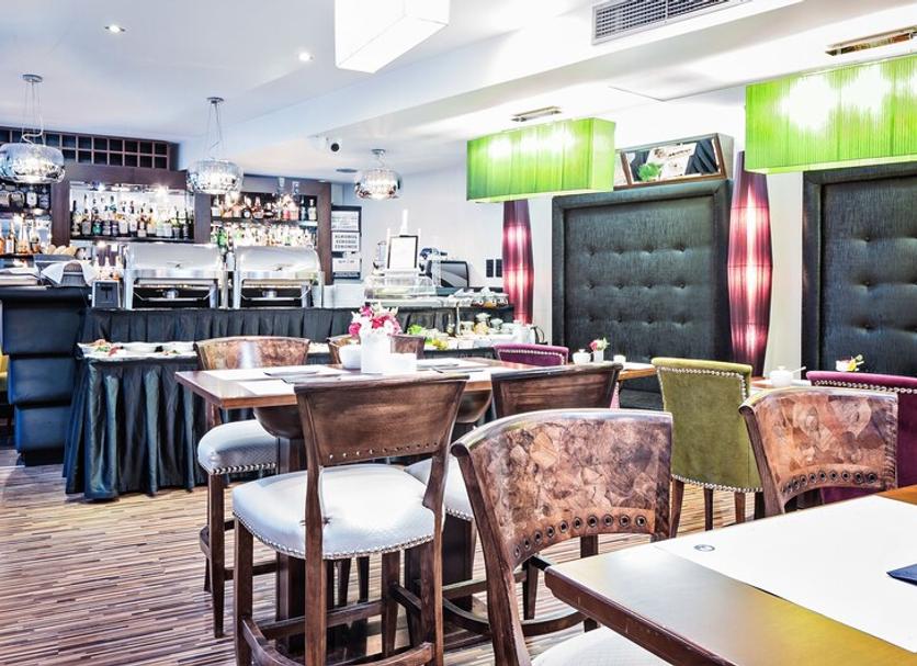 Restaurant Photo