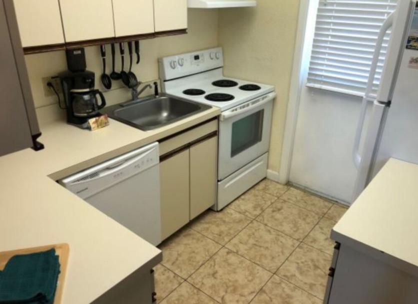 Kitchen Photo