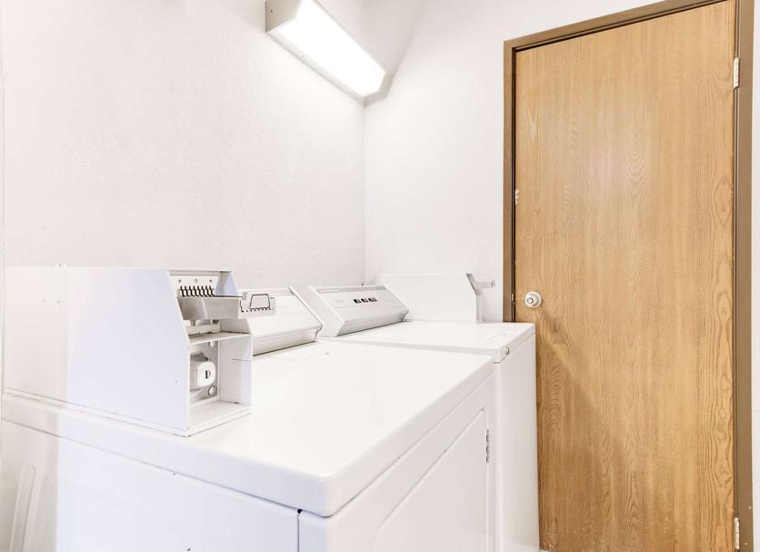 Laundry facility Photo
