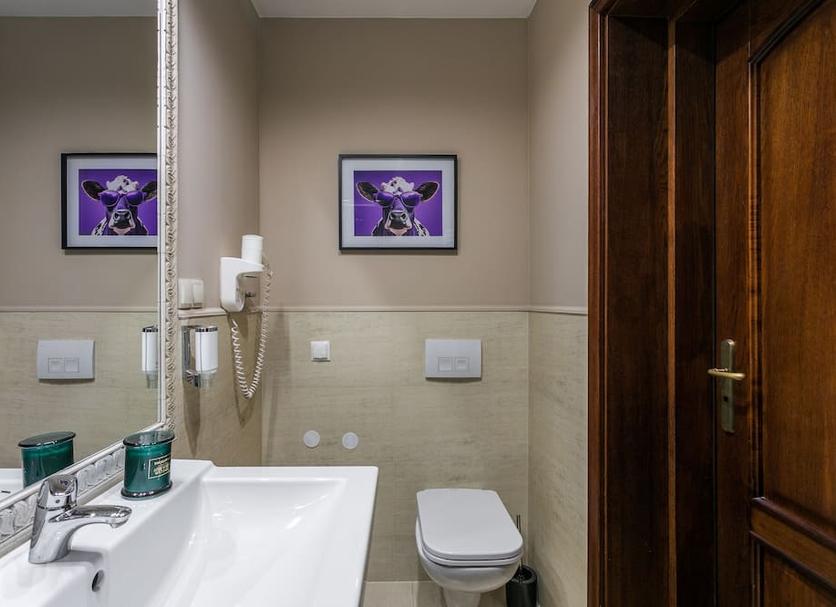 Bathroom Photo