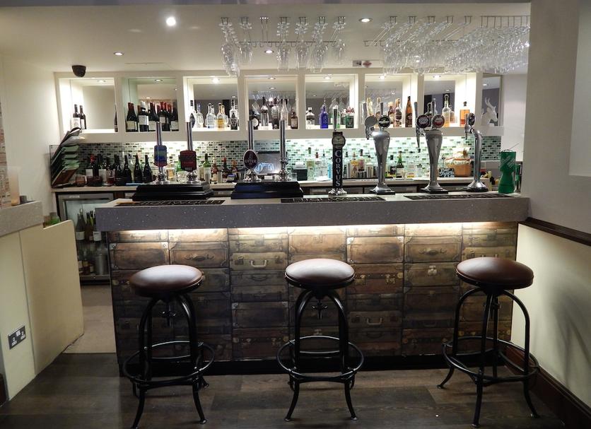 Bar Photo