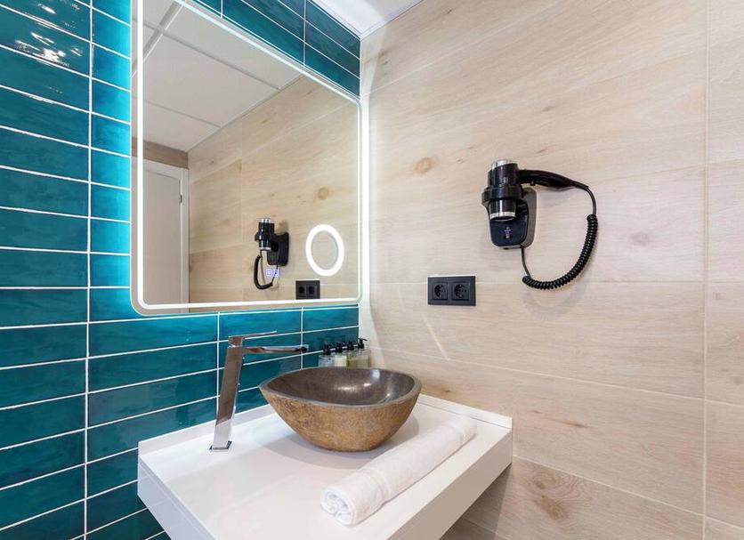 Bathroom Photo