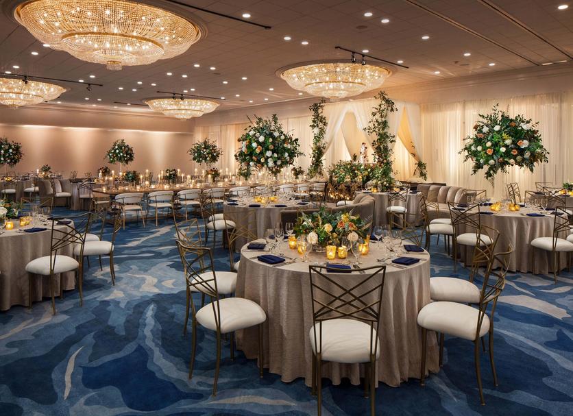 Banquet hall Photo