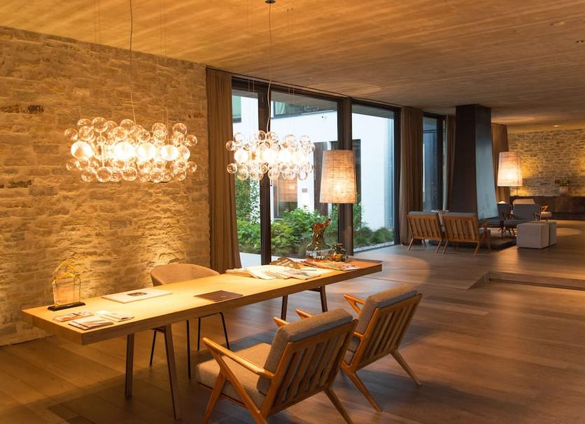 Dining room Photo