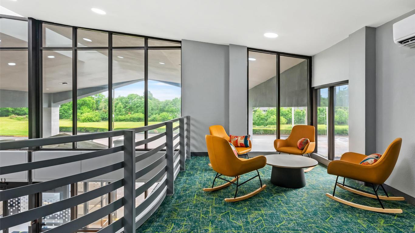 Spark by Hilton Lexington Hamburg