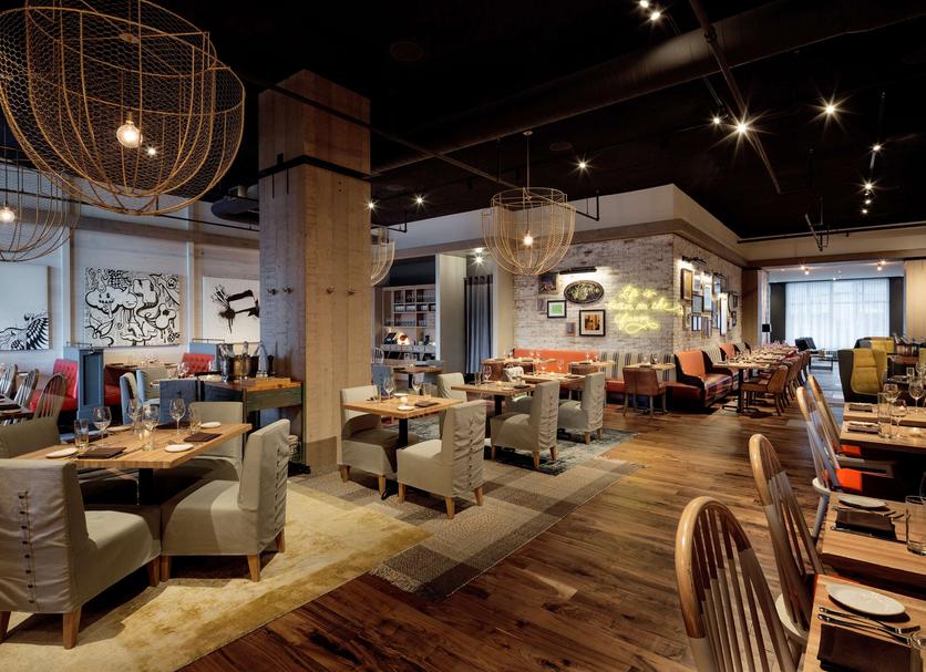 Restaurant Photo