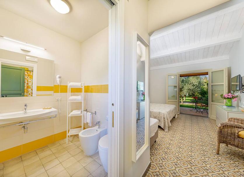 Bathroom Photo