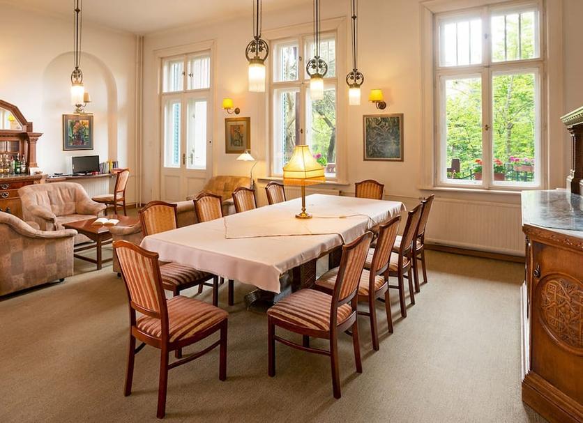 Dining room Photo