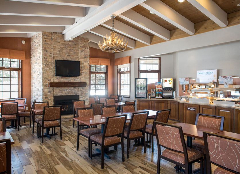 Restaurant Photo